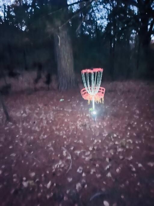 Bastrop Tiny Disc Golf Retreat Villa Buitenkant foto